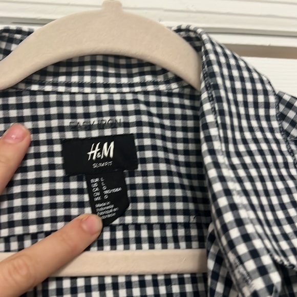 Men’s black gingham button down - Picture 2 of 2